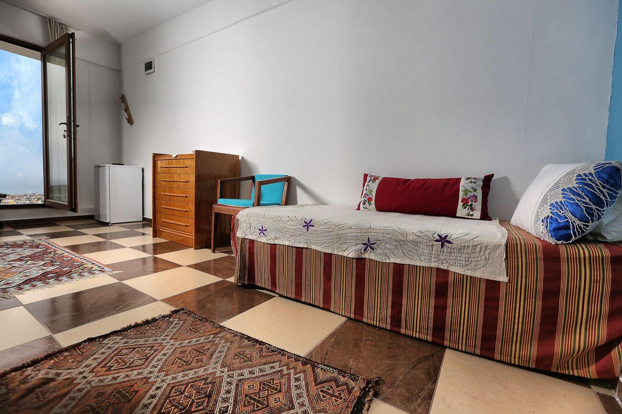 Mavi Keci Hotel Mordogan Extérieur photo